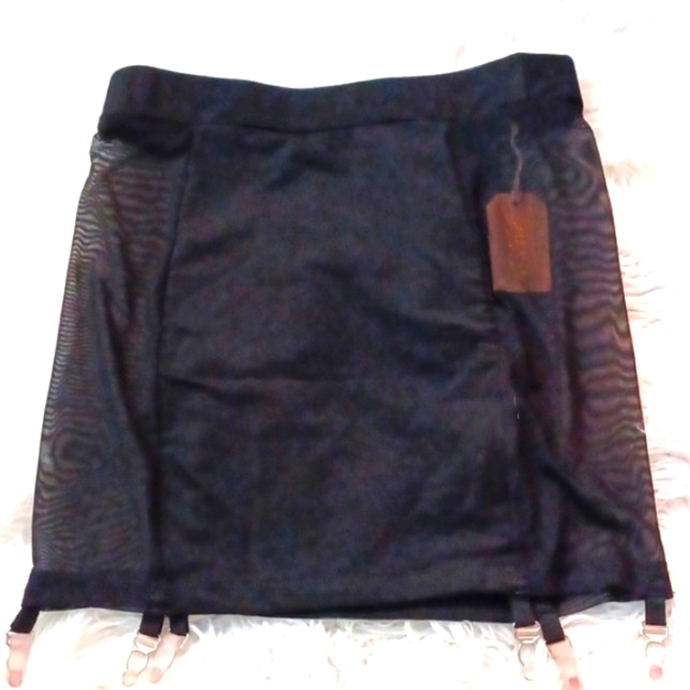 Jireh‎ Womans Black Mesh Sides  Sexy Body Shaper /Stocking  Holder